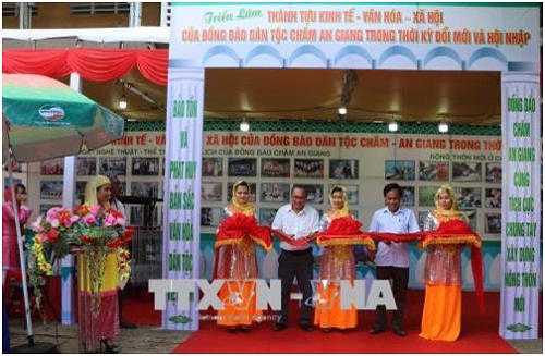 Cham culture, sports, tourism festival held in An Giang