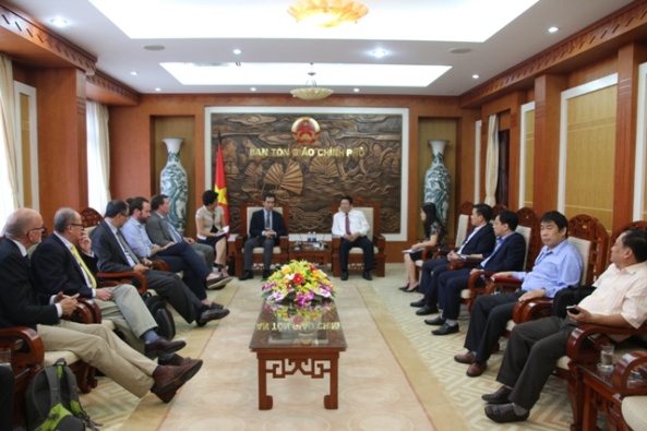 Government religious committee leader receives IGE delegation