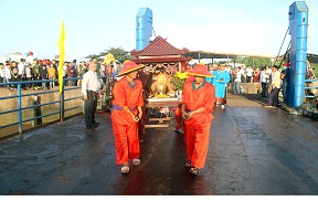 Annual Nghinh Ong festival in Ben Tre