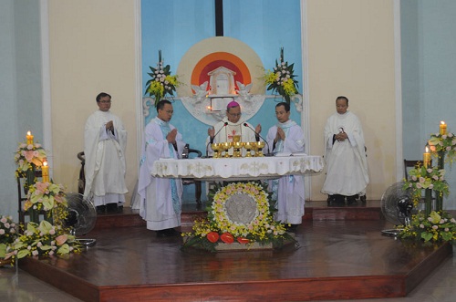 Hue Sacred Heart Congregation holds professional vows for new votarists  