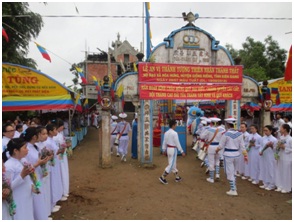 Caodai Parish in Kien Giang installs Divine Eye worshipping symbol