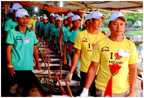 Traditional boat racing festival in Quang Binh