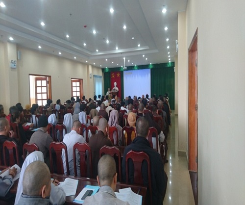 Dissemination of religious law to religious dignitaries, deacons in Lam Dong