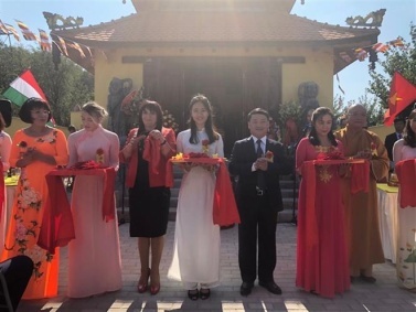 First Vietnamese pagoda recognised in Hungary