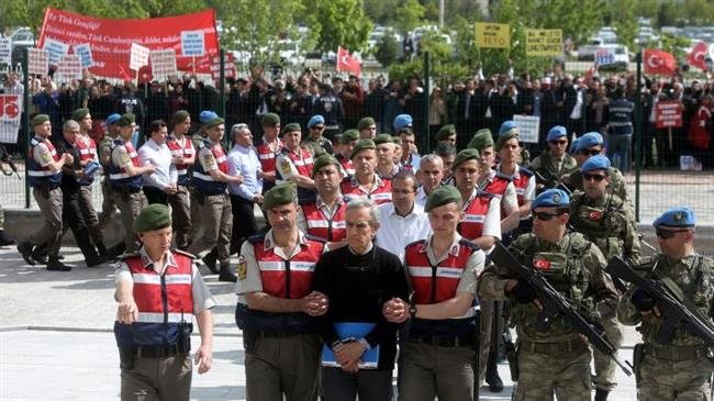 Turkey arrests dozens of on-duty soldiers over affiliation to Gulen movement