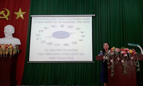 Religious affairs training for local cadres in Ninh Thuan