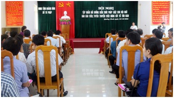 Religious training for local officials held in Quang Binh