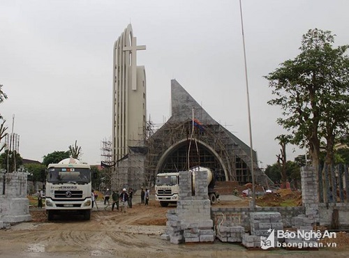 Catholic parish in Nghe An to complete its new church for Christmas 2018