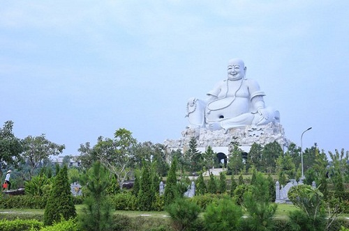 Inauguration of Maitreya Buddha statue in Phu Tho