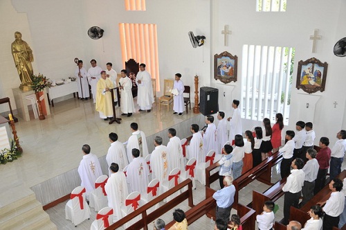 New Catholic church inauguration in Tien Giang