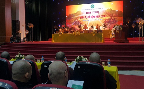 Dissemination of religious law to Buddhist dignitaries, monks, nuns in Hanoi