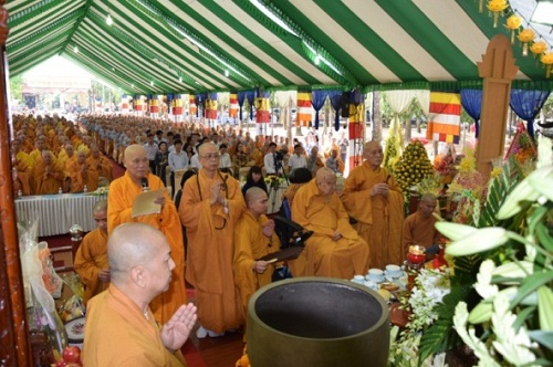 Buddhist chapters mark 710th death anniversary of King - Monk Trần Nhân Tông