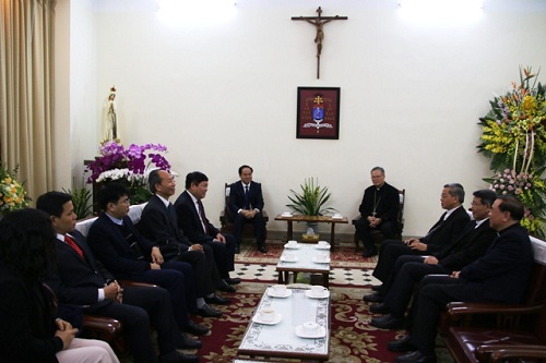 Government religious committee leader extends Christmas wishes to Catholic Bishop’s Conference of Vietnam