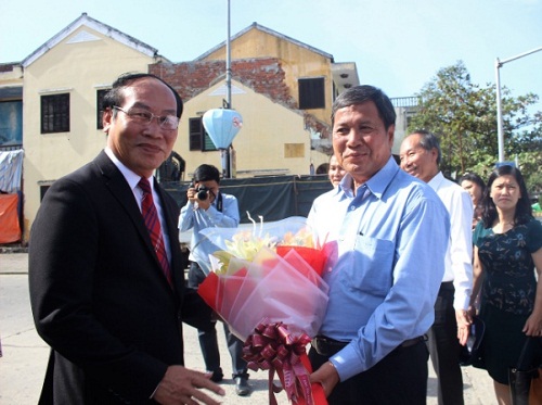 Lao Front for National Construction delegation visits Hoi An ancient town