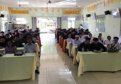 Pure-land Buddhist association in Kien Giang reviews religious affairs 2018