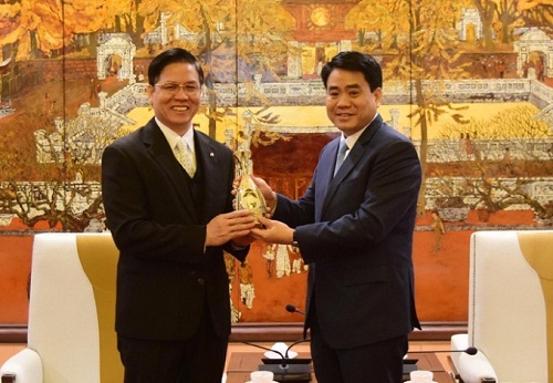 Hanoi respects and facilitates operations of religions: official