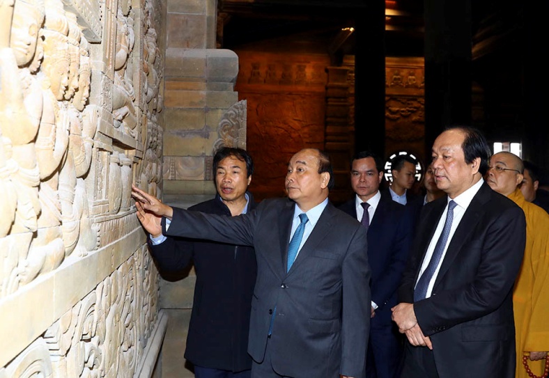 PM inspects preparations for UN Day of Vesak 2019 in Ha Nam