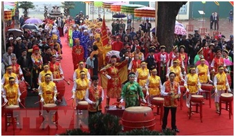 Incense offering held at imperial citadel to commemorate late Kings