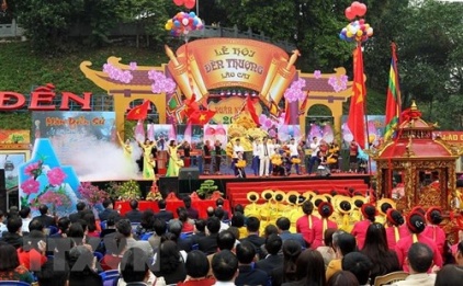 Thuong temple festival opens in Lao Cai