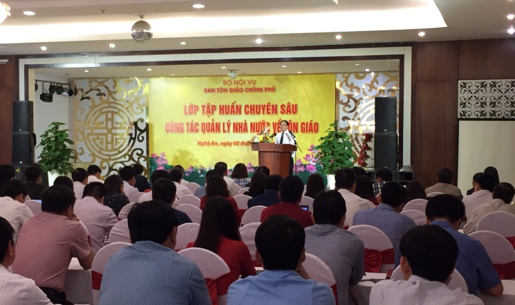 Extensive training on state management on religion held in Nghe An 