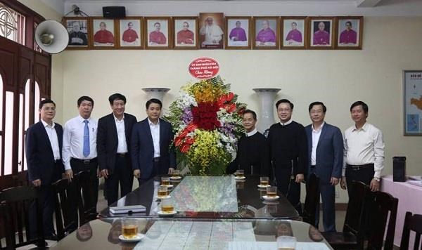 Hanoi leader extends congratulations to Superior of Hanoi  Redemptorist Congregation