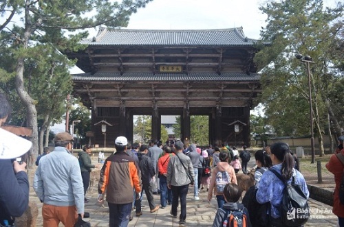 The world’s largest wooden ancient temple in Japan and historical account of Vietnamese monk