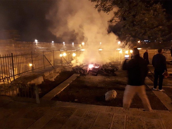 Al Aqsa mosque catches fire same time as Notre Dame Cathedral