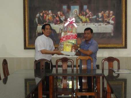 Religious committee in Ca Mau extends Easter visits to local Christian organizations