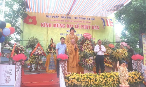 VBS Chapter in Ha Giang celebrates Vesak Day 2018