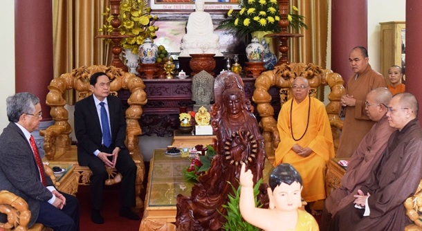 VFF President congratulates Buddhist dignitaries in Kon Tum on Buddha’s Birthday