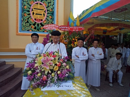 Inauguration of Caodai oratory in Ben Tre province