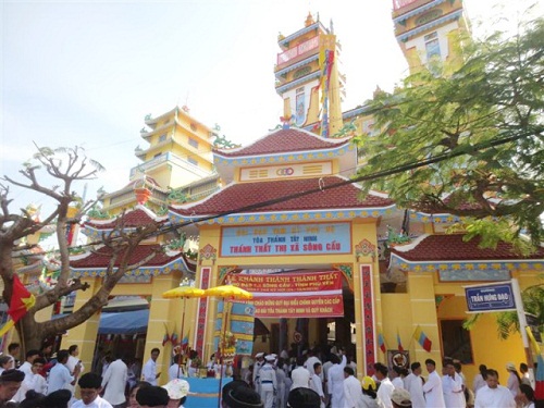 Inauguration of Caodai oratory in Phu yen