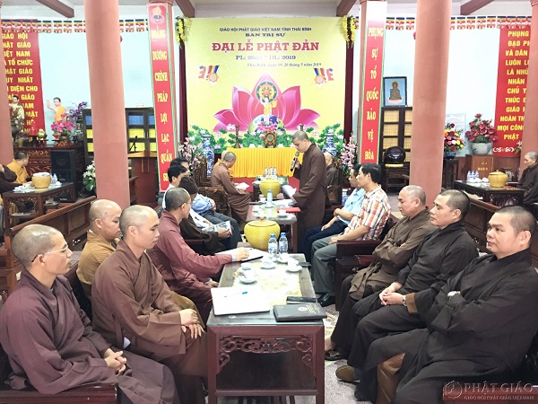 VBS Chapter in Thai Binh holds meeting on Buddha Birthday, summer retreat course 