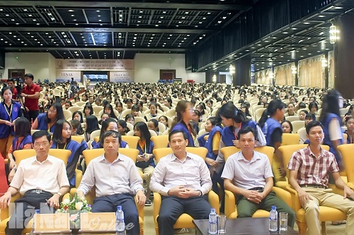 Tam Chuc pagoda opens summer Buddhist course