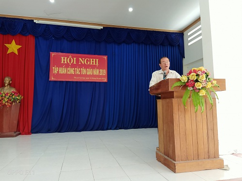 Religious affairs training held in Tien Giang