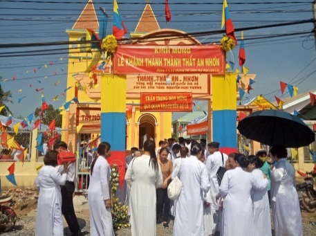 New Caodai oratory inaugurated in Ben Tre