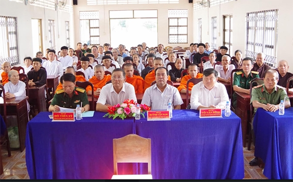 Promoting knowledge of national defense & security for religious dignitaries in Soc Trang