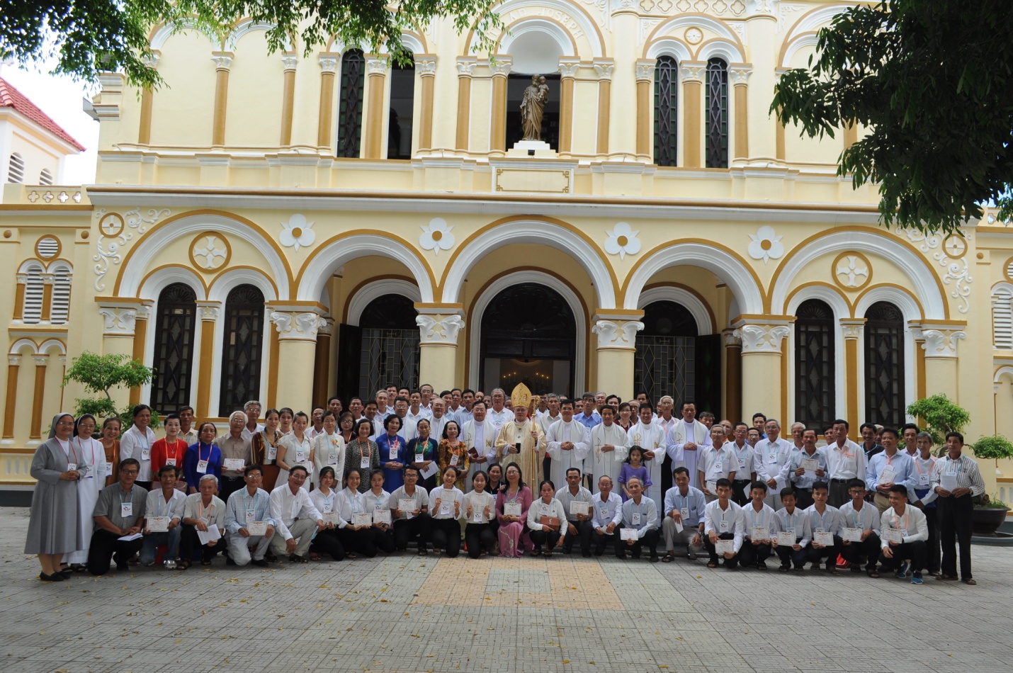 Hue Archdiocese holds missionary training 