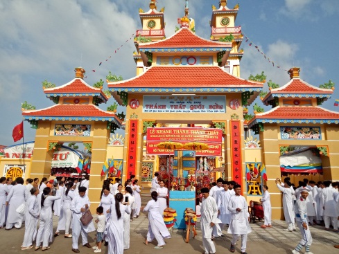 New Caodai oratory inaugurated in Ben Tre