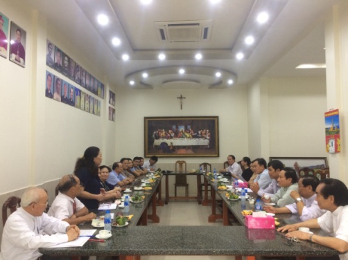 Catholic solidarity committee of Ca Mau, Hanoi share work experiences