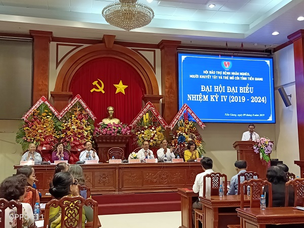 Contribution of Buddhist board for supporting the disadvantaged in Tien Giang