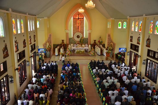 Da Lat Diocese holds Thanksgiving mass for new Catholic parish of Da Minh