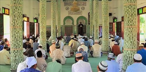 Cham Muslims in An Giang celebrate traditional New Year