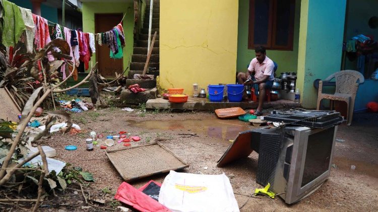 Caritas India reaching out to Kerala’s flood affected people through local churches