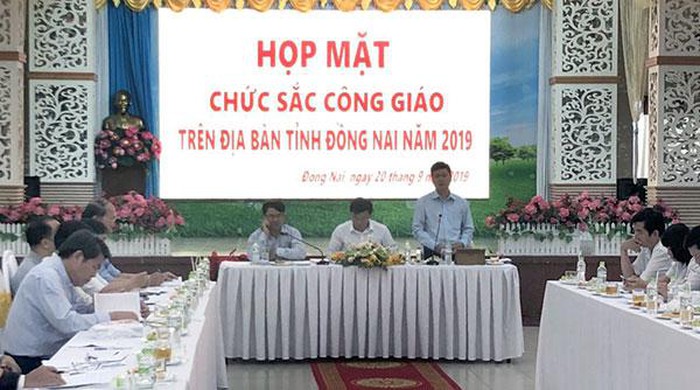 Dong Nai authorities holds exchange meeting with local Catholics