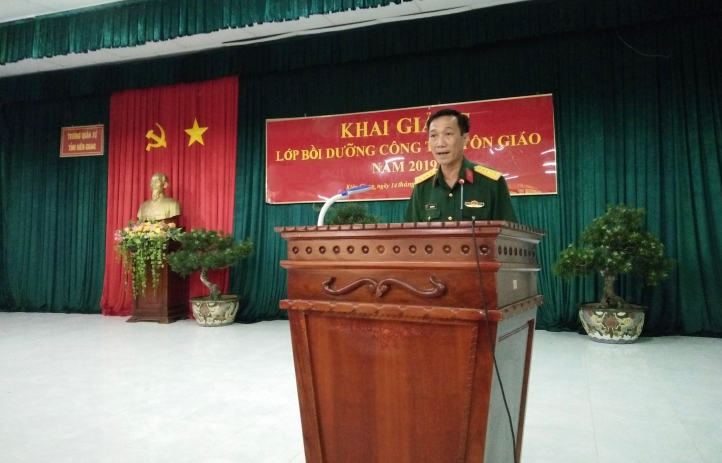 Religious training for soldiers in Kien Giang