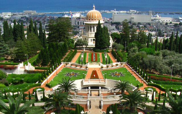 Baha’is mark bicentenary of prophet at his Haifa tomb