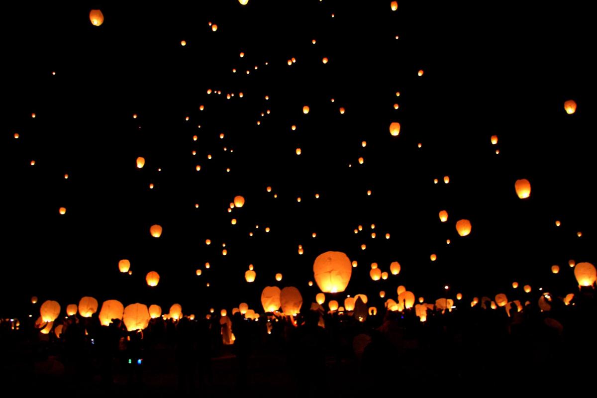 Balloons, floating lanterns banned near all airports during Loy Krathong festival