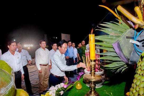 Requiem for traffic accident victims held in An Giang