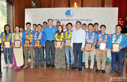 Nghe An province honor outstanding religious youth